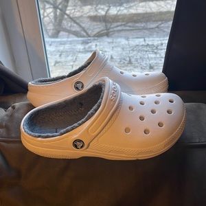 fuzzy crocs